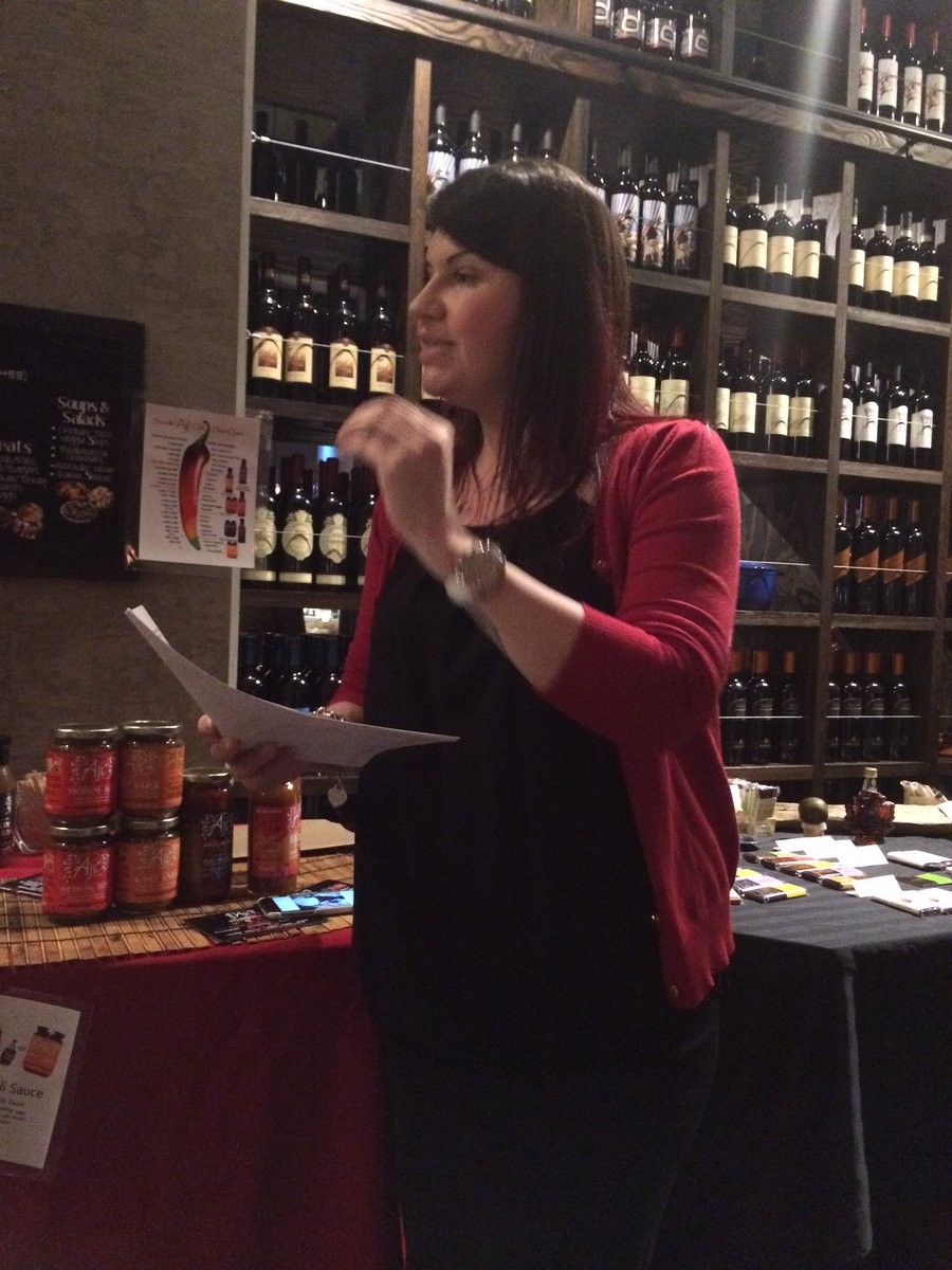 Amazing speech on food photography &amp; building your niche for your blog from <a href="/StudioNinety9/">Jess</a> #YVRFoodies #ZomatoVan