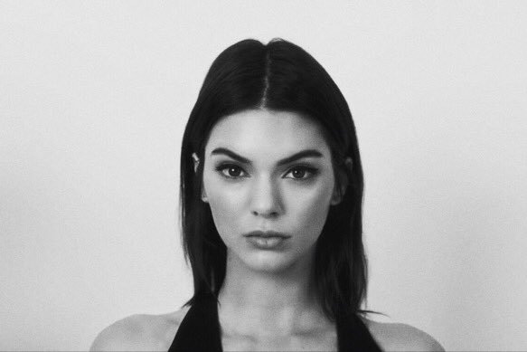 hsftharry's tweet image. she's so pretty I am nothing