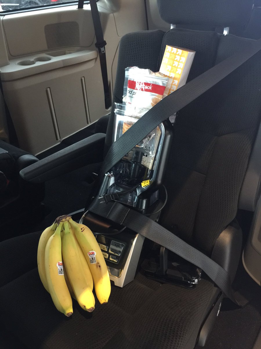 Nutri4Motion's tweet photo. Have blender, will travel #recoveryonthego #worldsprecamp2016 @usahockey https://t.co/shZhytyU0p