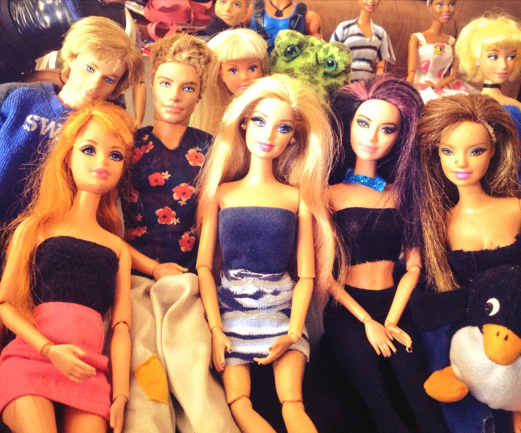BlissFoxy's tweet photo. BF's at #DollsChoiceAwards 💕🎉😜 @chaddeanevans @realKenEvans @RosieRossiJones @CROKOZED @JessieTruscott @lucyyywest https://t.co/eEDuI1CHNO