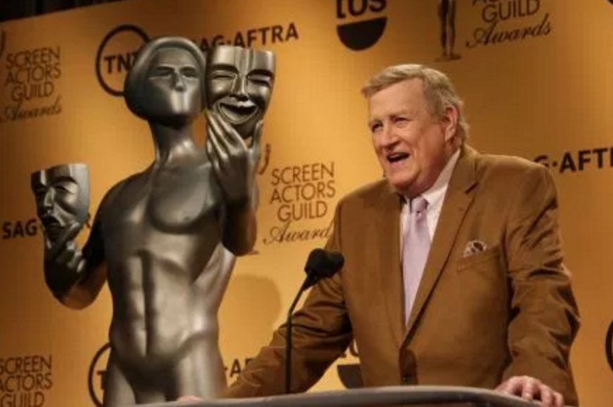 Hollywood remembers <a href="/sagaftra/">SAG-AFTRA</a> president &amp; veteran of TV, film and stage Ken Howard deadline.com/2016/03/ken-ho…