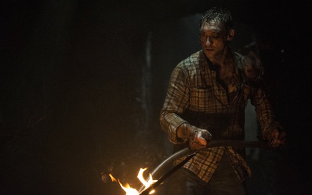 We're off to bed with a rod of iron and a camera (with lots of flash) - see you in the morning (we hope) #TheHallow