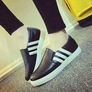 Marsh0p's tweet photo. Sepatu Kode:RJ114 Size 36-40 Rp.85.000.  order silahkan Langsung SMS/WA 08980145248 PIN by request https://t.co/4e2ADXVsMW