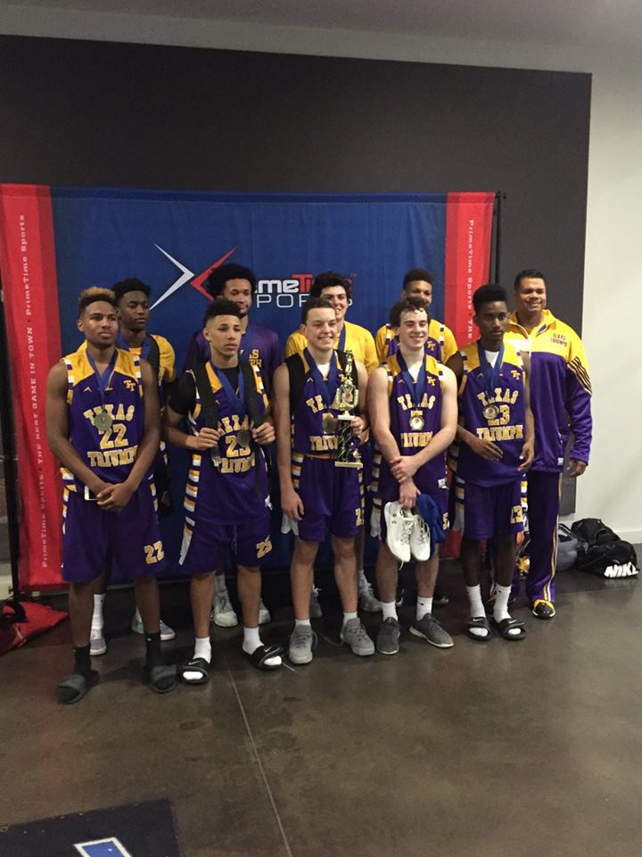 TexasTriumphBB's tweet photo. Great start to the season!  Texas Triumph 2017 goes 5-0 and wins the @PrimeTimeSportz AAU Super Regional this wknd! https://t.co/mg3rfFUmHg