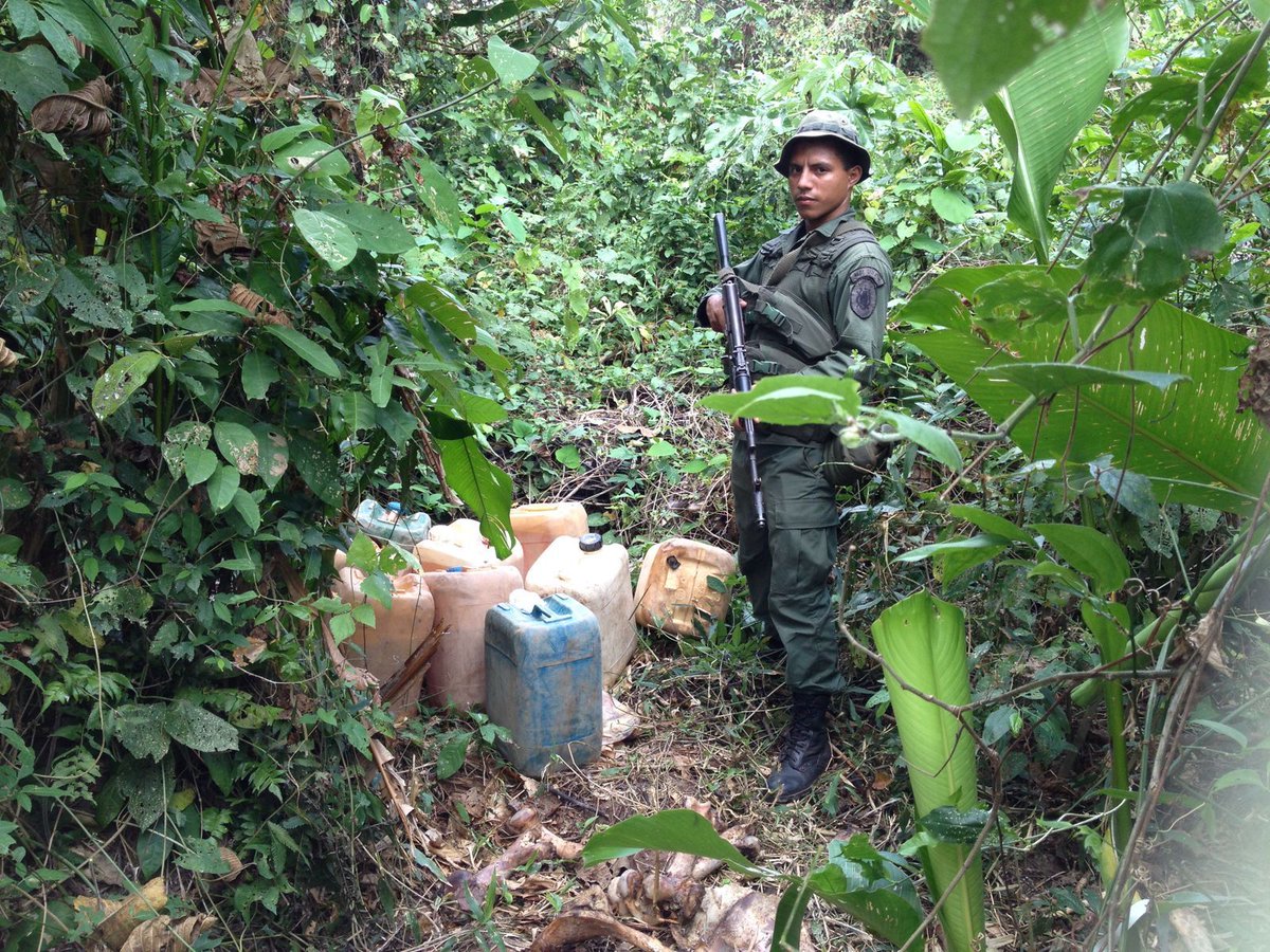 Delitos colombianos contra Venezuela:contrabando,bachaqueo,ETC CeRNTvUWsAAbaYr