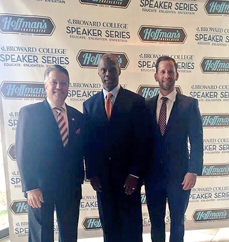 BCSpeakerSeries's tweet photo. #JCWatts with @DMaymon4HD91 and @ChipLaMarca before he takes the stage! #bcspeakers #bcspeakerseries https://t.co/ucw0PIeFNS