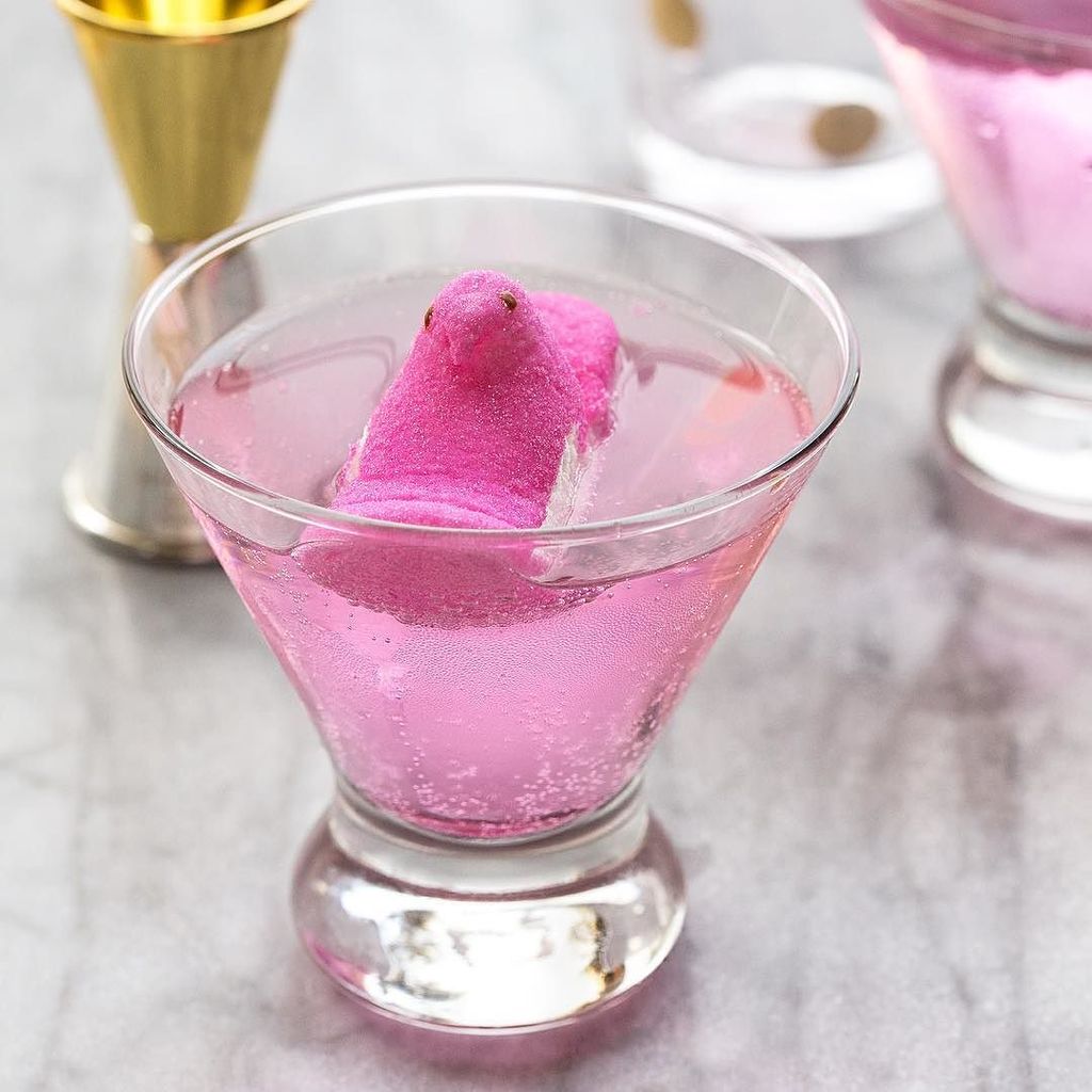 april_golightly's tweet photo. Super easy cocktail recipes for this weekend...or now! I might have used some #EasterBaske… https://t.co/Q4jWi4ypc5 https://t.co/AD1joOBbVJ