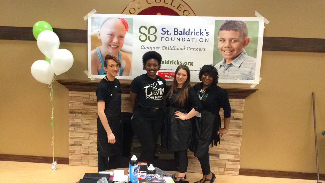 CoeStBaldricks's tweet photo. A huge thank you to La'James International College Cedar Rapids for volunteering their time to help us out #LJICCR https://t.co/AodME2uuuO