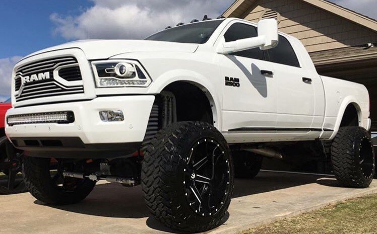 _LiftedTrucks_'s tweet photo. #Ram https://t.co/DEvloLA3Mn
