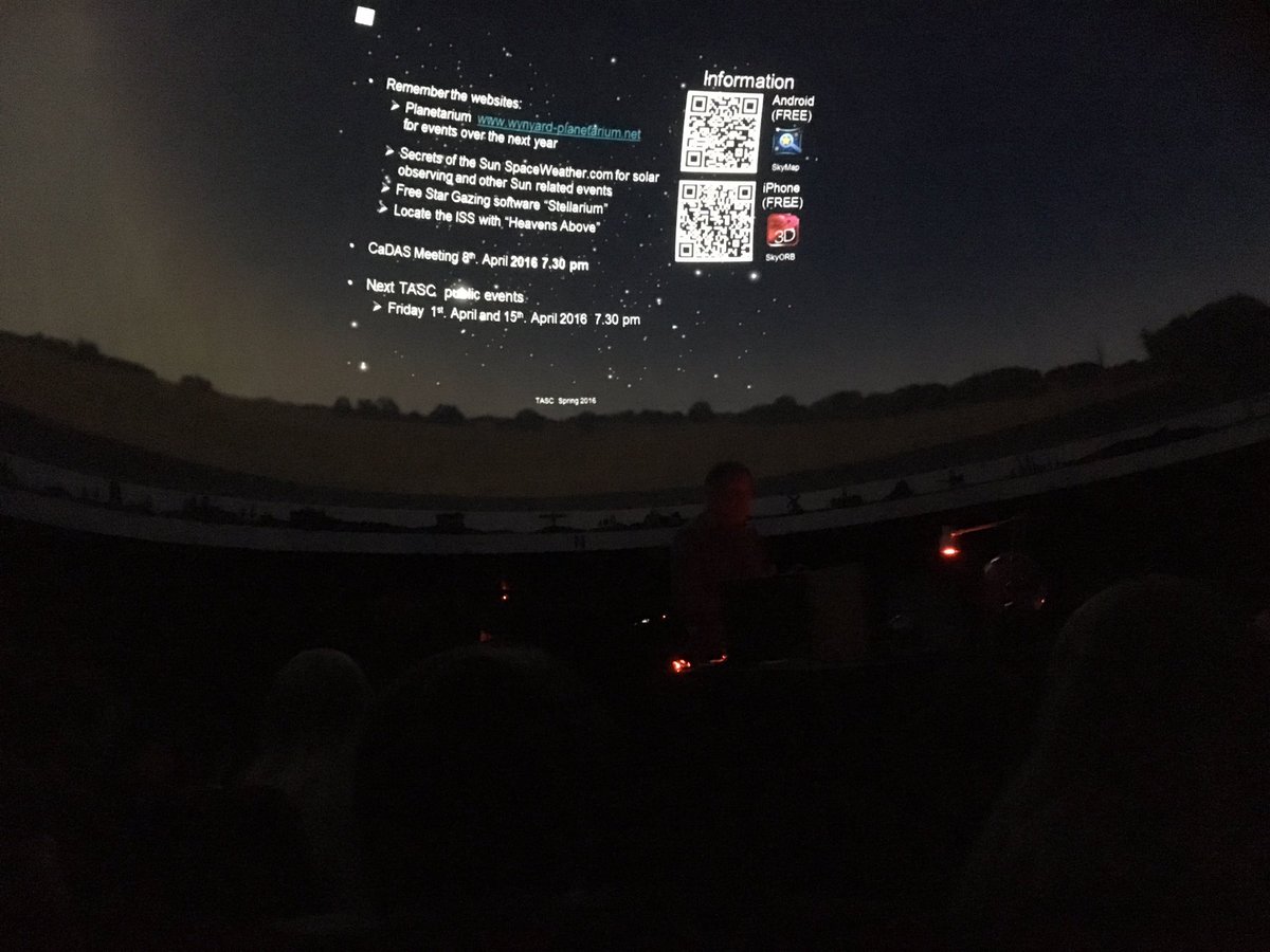 ScienceRamsey's tweet photo. Great night at the local planetarium #starshow #physicsisphun https://t.co/IAgl2KYWvb