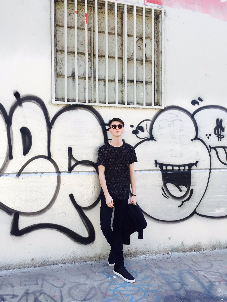 greysonchance's tweet photo. DTLA today https://t.co/qC54m2GlOX