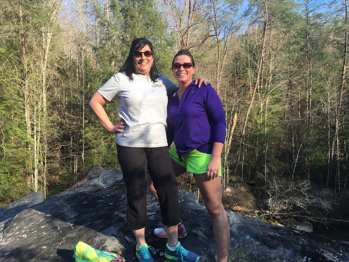 Golflady44's tweet photo. Awesome hike today! #exploreKY #Barthell https://t.co/jbenFvD7na