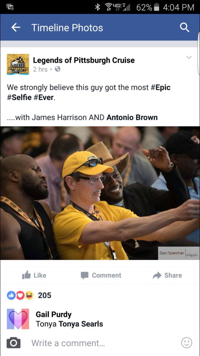 JamesAZack4's tweet photo. Selfie game strong https://t.co/imGQ43ZLtB