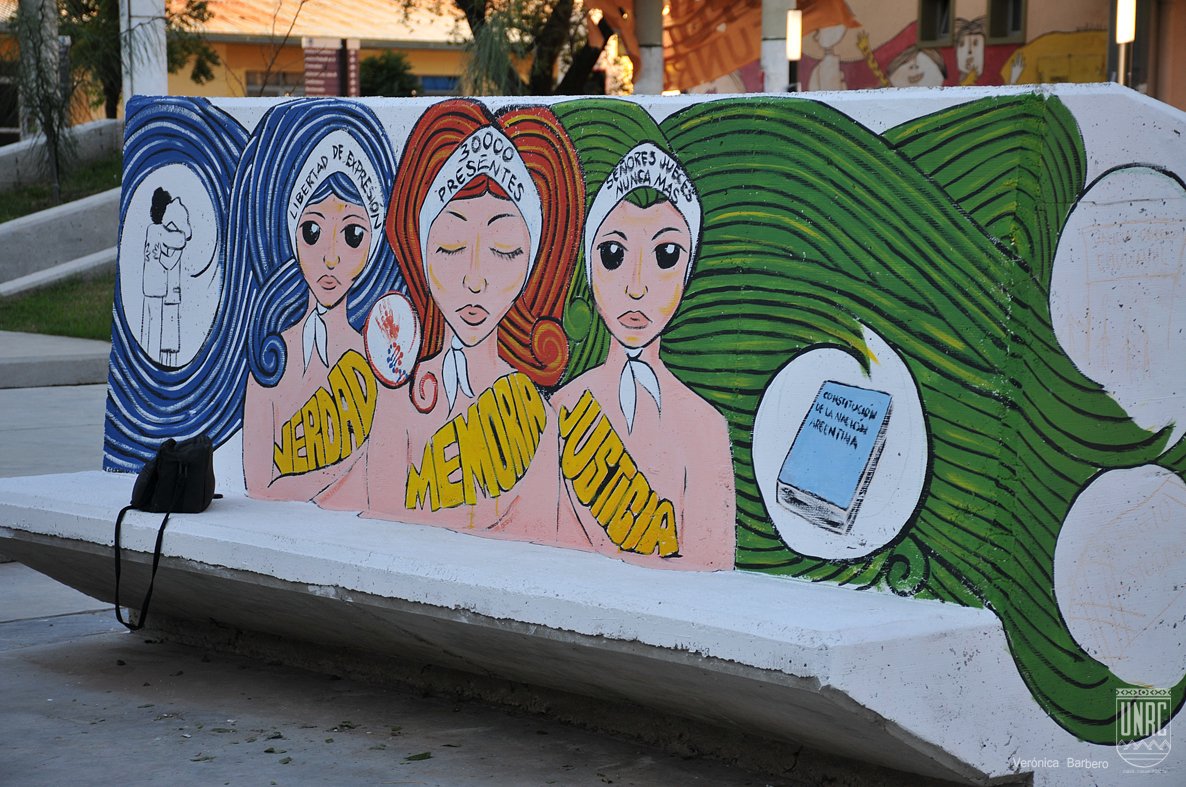FotografiaUnrc's tweet photo. Nuevo mural en la Plaza de la Militancia en la UNRC https://t.co/xspAD7apQ2