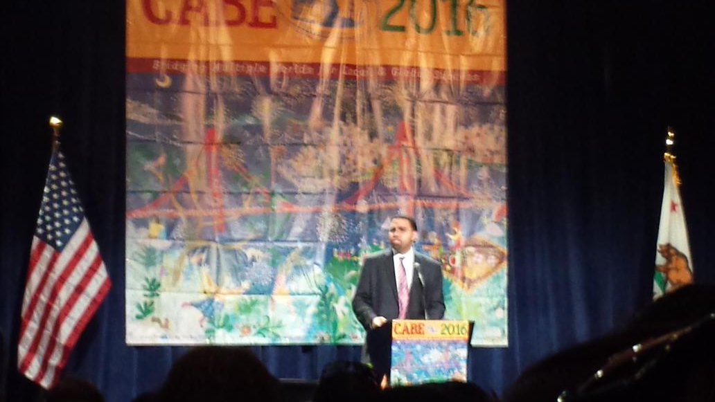 SupNellie's tweet photo. CABE Opening ceremony, Dr.John King, Secretary of Education. @MtDiabloUSD @MDUSDpersonnel @jaeEdLead #biliteracy https://t.co/W91lDhqxDO