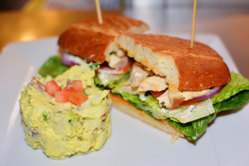 AntiguaCafeSSF's tweet photo. Avocados.. The good kind of fat, the nice kind of butter, the extra $1.50 in a super burrito #southsanfrancisco #ssf https://t.co/aJH2UD8qHW