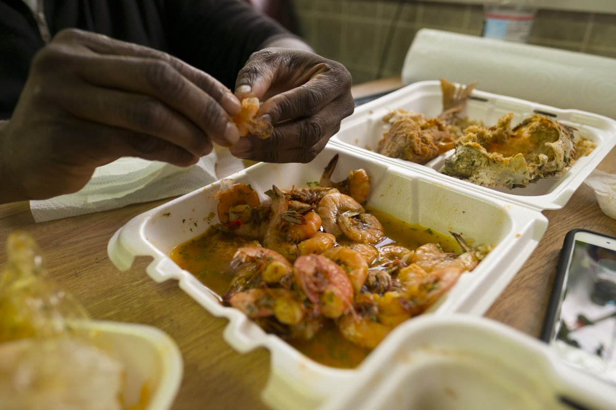 How Gullah Cuisine Has Transformed Charleston Dining buff.ly/1pIf6eX #gullahcuisine #gullah #charleston
