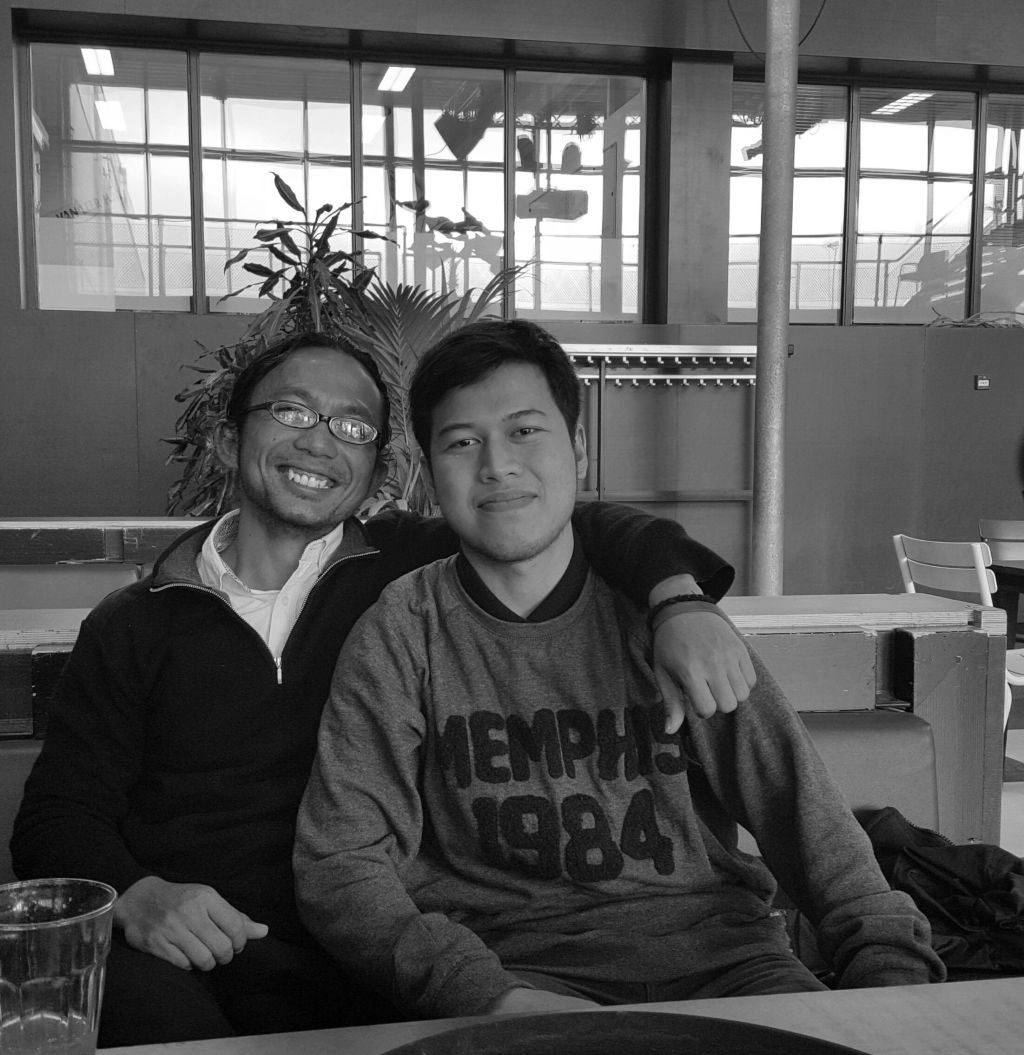 tb_rizq's tweet photo. MENERIMA https://t.co/0mhqGStpGL https://t.co/z8YR3KzRsP