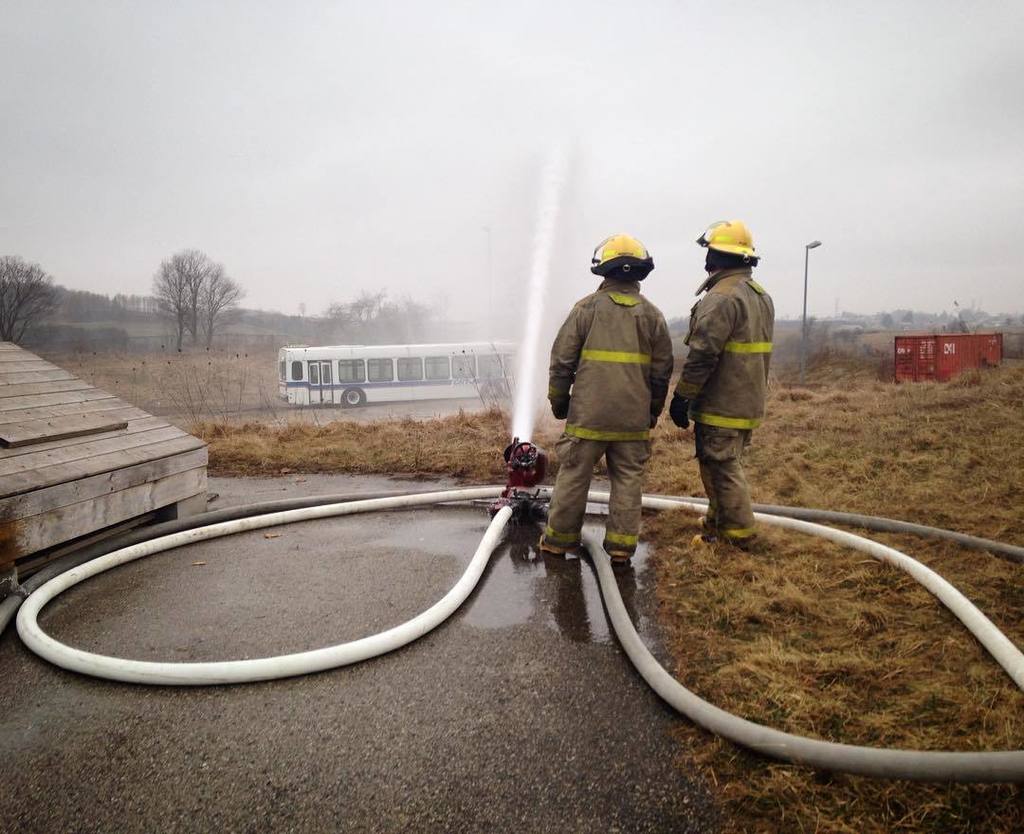 CurteousBird's tweet image. #masterstream #busfiresim ift.tt/1WJUM7a