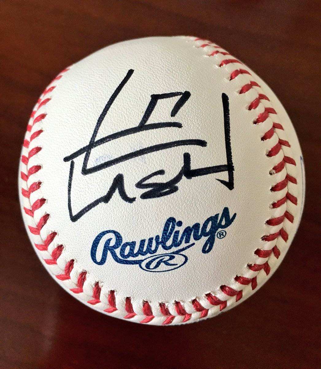 Orioles's tweet photo. RETWEET to win this baseball signed by Grammy-nominated duo &amp; loyal #Orioles fans, @LOCASHmusic! #Birdland https://t.co/mcCFTA95JK