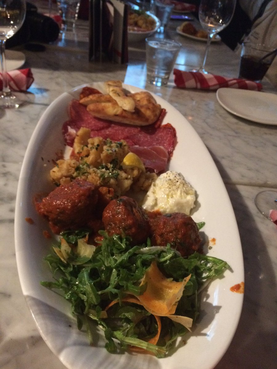 The first course is served! #YVRFoodies #ZomatoVan