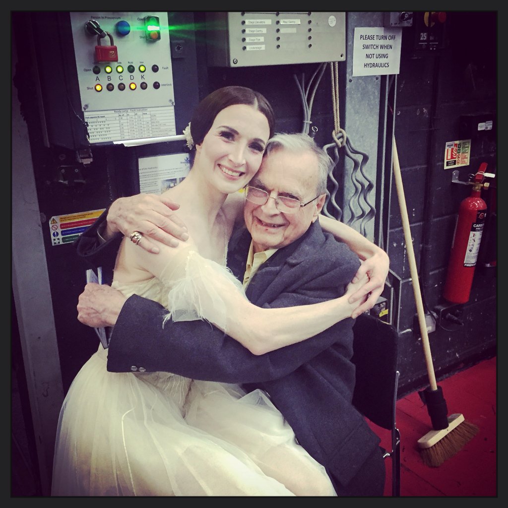 LondonBallerina's tweet image. With the legend that is #sirpeterwright after tonight&apos;s performance of #ROHGiselle #floatingnow xxx