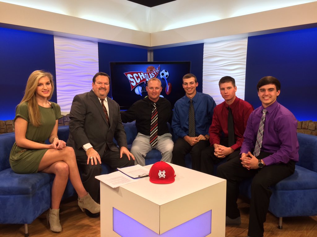 Sch_BallReport's tweet photo. @MercerCoTitans Baseball in the house. Coach Shope is one of the best. Intern @rlcookie22 co-host and was awesome https://t.co/oZI2EHw5Se