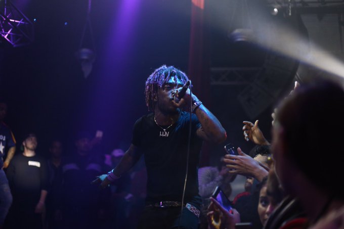 Watch D's leaked NSFW photo on TwXstars