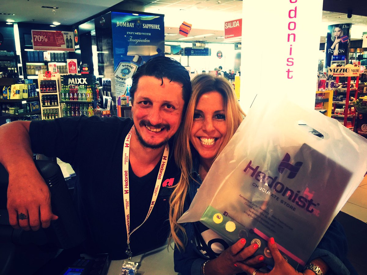 Gracias <a href="/hedonist_store/">HEDONIST CHOCOLATE</a> por las delicias!! Jose sos único !! #chocolate  #felicidad. El mejor chocolate!!!!#placer
