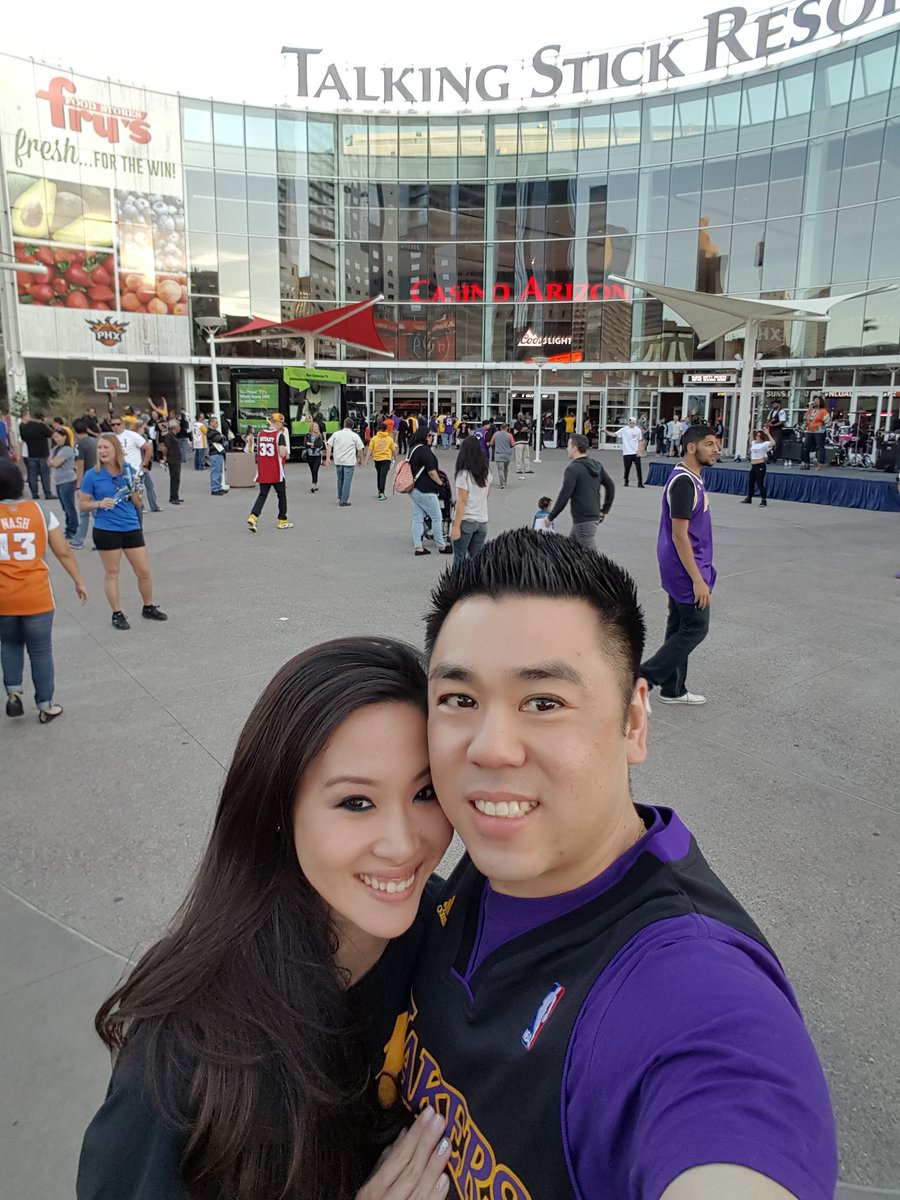 trippinsting's tweet photo. @LakersNation @Lakers @Suns Made the drive w/@amandashsu . #la2phx #onelastbattle https://t.co/7zU6U6qMtF