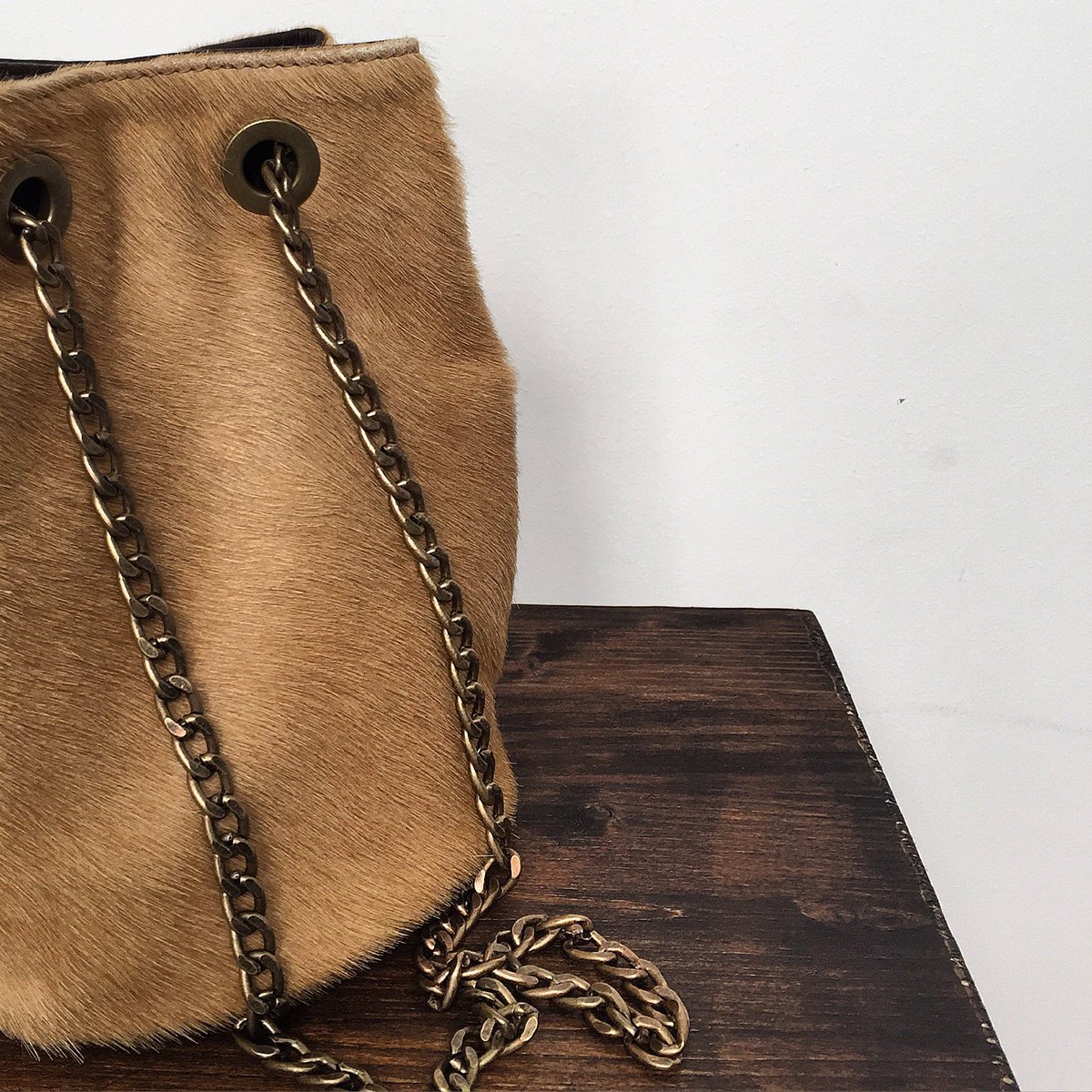 milokkabags's tweet photo. Kyra #aw16forest #RebelLeatherBags #Rebelinside #milökka #fashion #moda #bag #accesories #leatherbags https://t.co/4Gl5B5yRiU