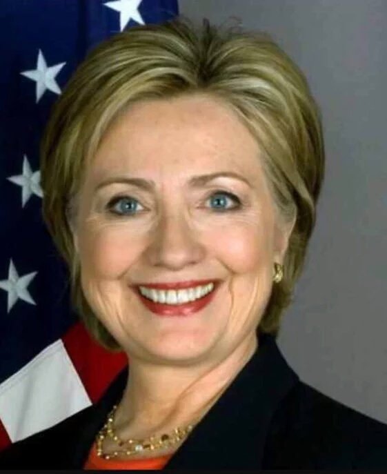 TopFBPosts's tweet photo. Who would you rather have as president?

RT for this can of Mountain Dew
LIKE for Hillary Clinton https://t.co/mtoixiivUe