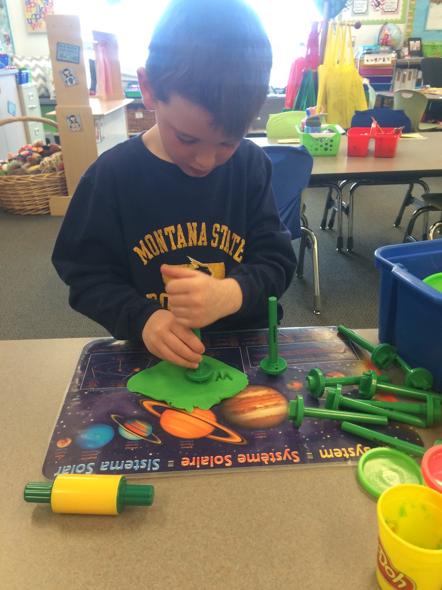 renee_gilpin's tweet photo. Hands-on learning is the best in K. #MLlearns #iteachK https://t.co/RCo7ToG48u