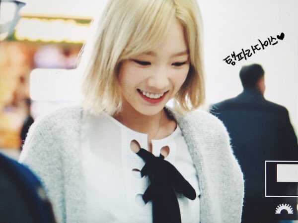 [PIC][24-03-2016]TaeYeon khởi hành đi Abu Dhabi  để tham dự “KCON 2016 Abu Dhabi” vào sáng nay CeSDkwPVAAEvhF4