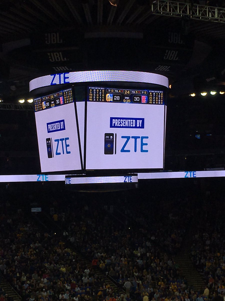 zteusa's tweet photo. These #Warriors season ticket holders just won themselves a ZTE #AvidPlus! https://t.co/9k1wq9nEWL