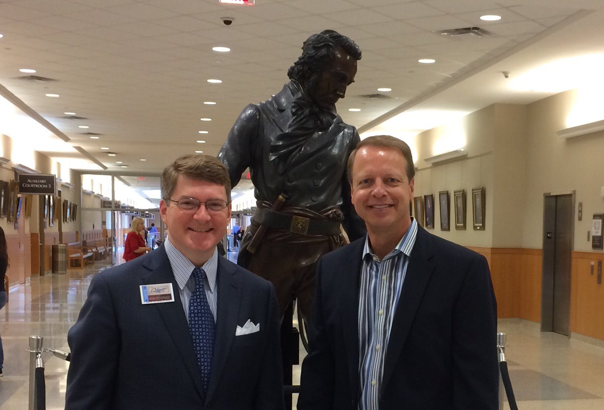 MSmithSBOTPE's tweet photo. Great visit in Collin County courthouse with DA Greg Willis &amp; Wm B Travis (who stayed in the hall during my visit). https://t.co/JcfUmp1m0f
