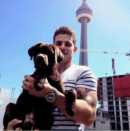 SeguinProblems's tweet photo. #seguinpictureoftheday because it's #NationalPuppyDay https://t.co/3SgxnrxdPv