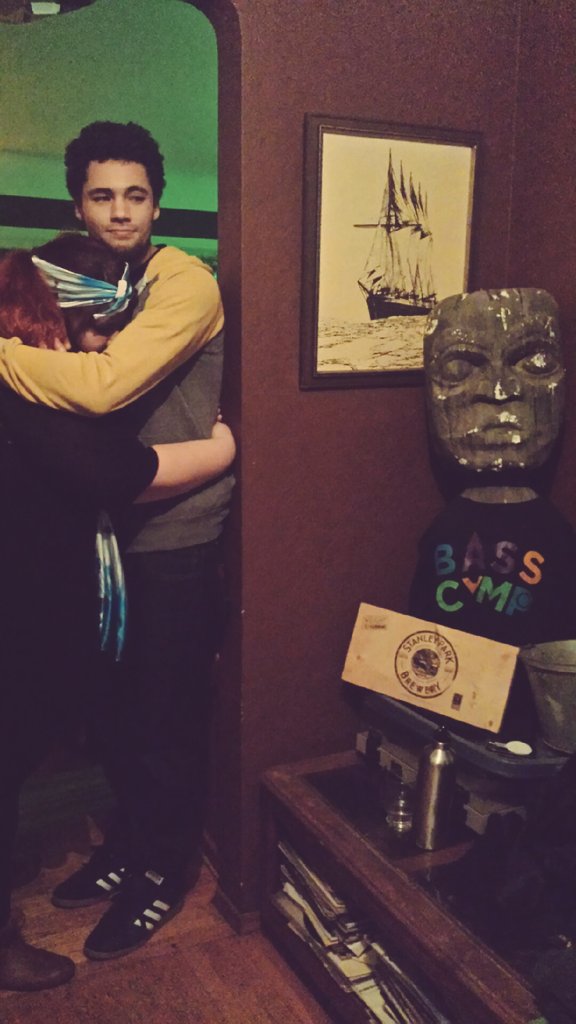 Some mad band love courtesy of <a href="/AmaryllisL/">Amanda</a> creeping and caught a moment <3 Doogie fresh and Ksweat hugging it out