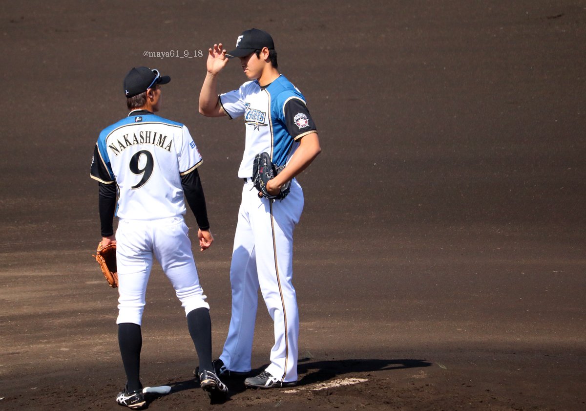 マヤ 鎌ヶ谷 中島卓也 大谷翔平 声かけ やはり大谷くん大きいな って思った1枚 こら いいシーンなのに T Co Vmie3yob1d