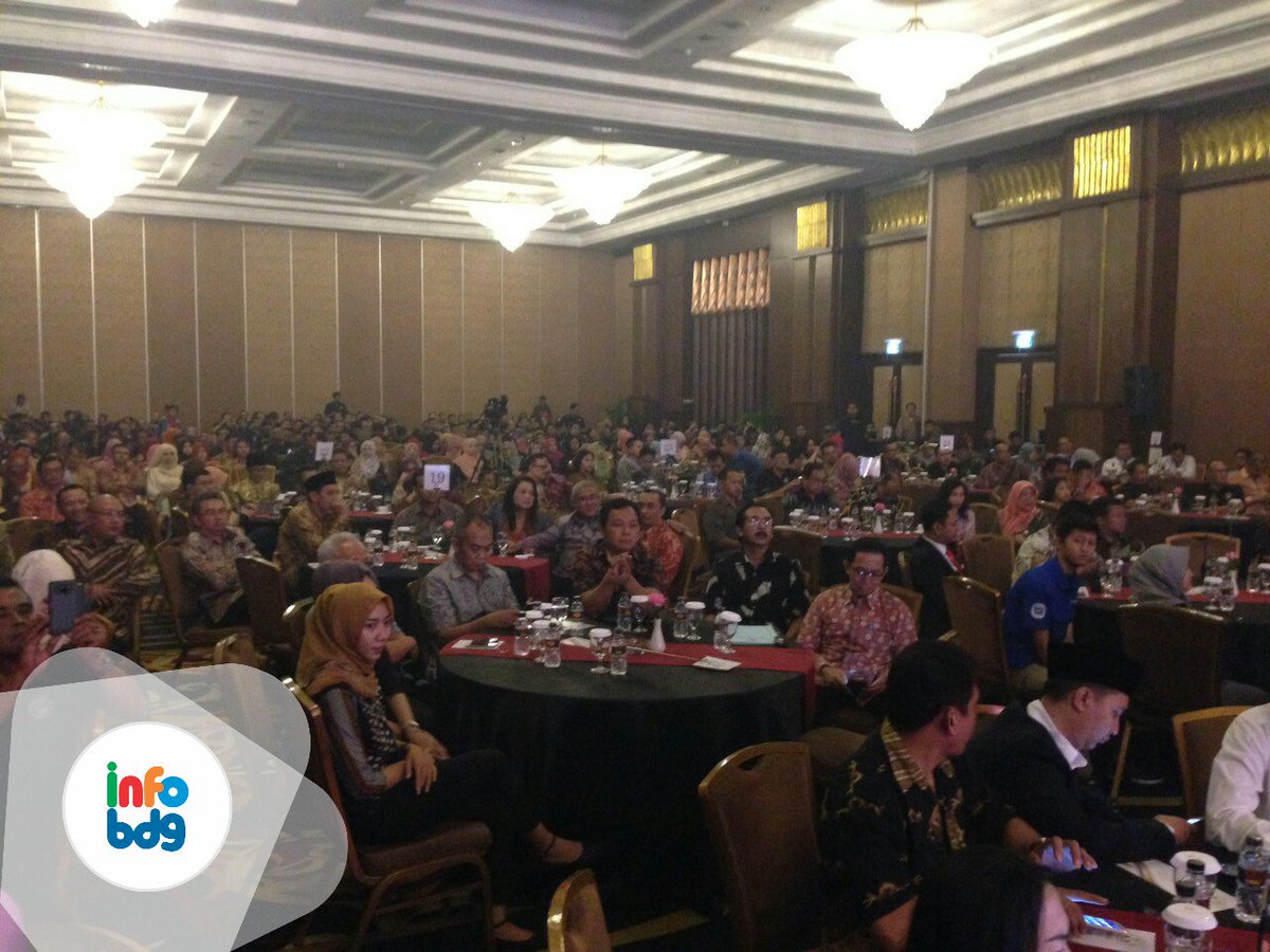 Selamat ulang tahun <a href="/pikiran_rakyat/">Pikiran Rakyat</a> ke-50! Terus mnjd sumber informasi Jawa Barat terpercaya. Berkarya &amp; lestari 🎉