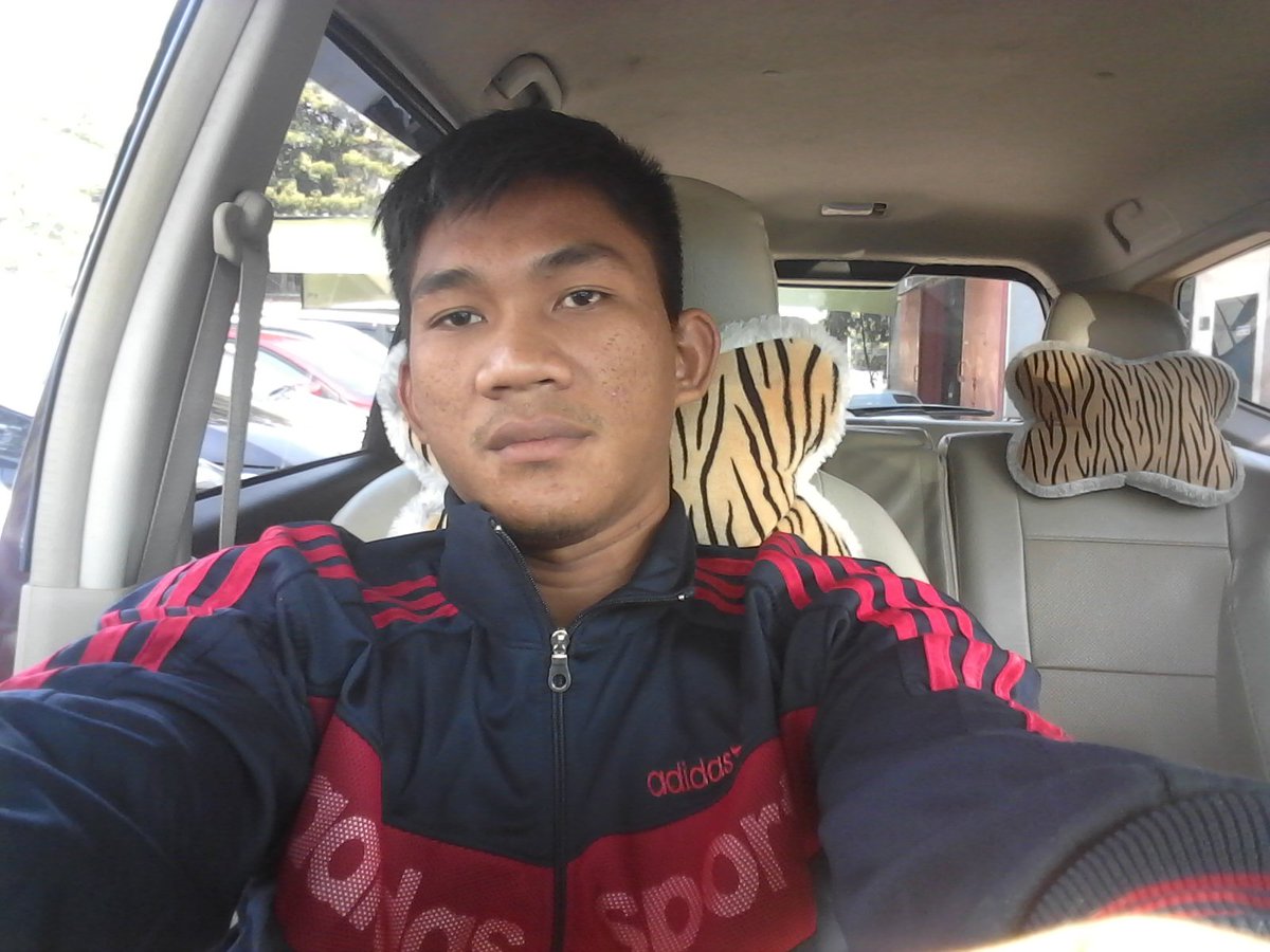 angwarngehe tweet picture