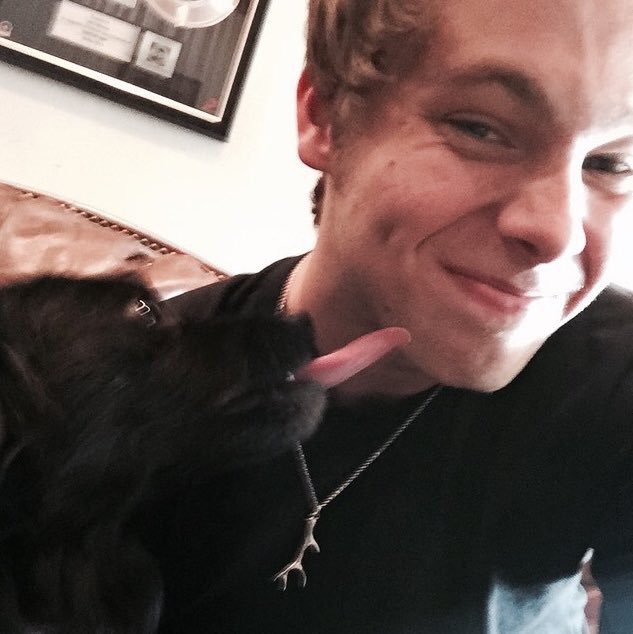 #InternationalPuppyDay I'm late but whatever.