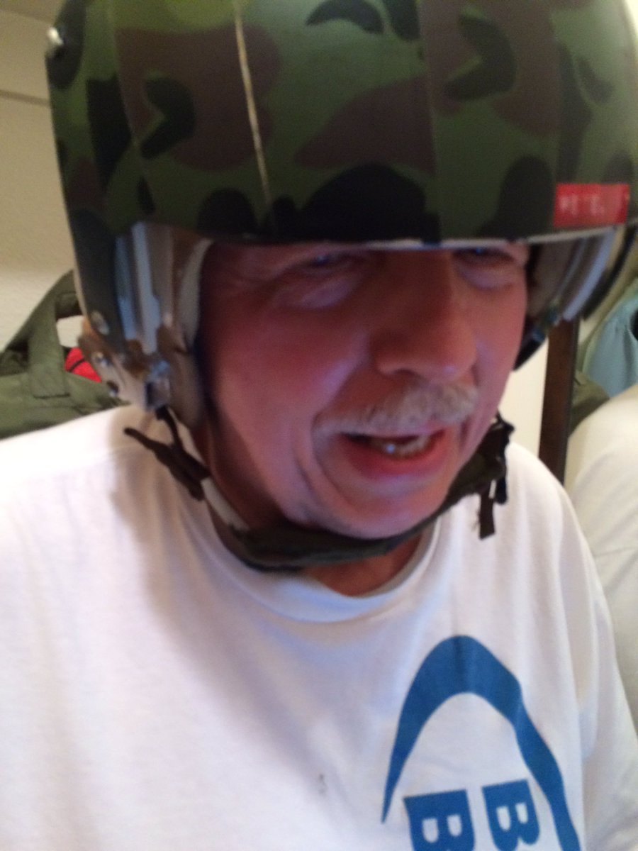 edastugue's tweet photo. My grandparents sent me these selfies during the tornado https://t.co/tLPsp6leAc