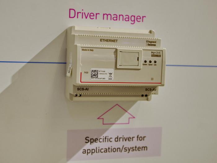 Futur_Domotique's tweet photo. @Legrand #MyHome #Interopérabilité ds #Domotique av #DriverManager: #KNX #Zigbee #Hue #LifX #AllSeen Alliance #Weave https://t.co/dYkn6qR1hc