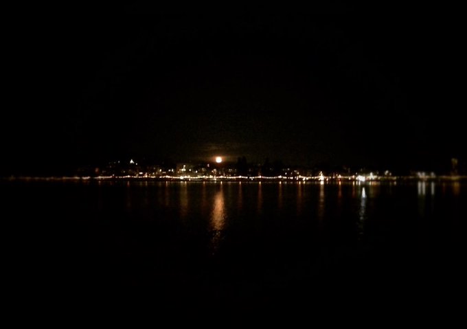 Night run under a full moon! #triathlondreams #goodnightrun #goodnightmoon https://t.co/HWuvk6GBH1<a href="/tag/triathlondreams"class="tags">#triathlondreams</a><a href="/tag/goodnightmoon"class="tags"><span>#goodnightmoon</span></a><a href="/tag/goodnightrun"class="tags"><span>#goodnightrun</span></a>