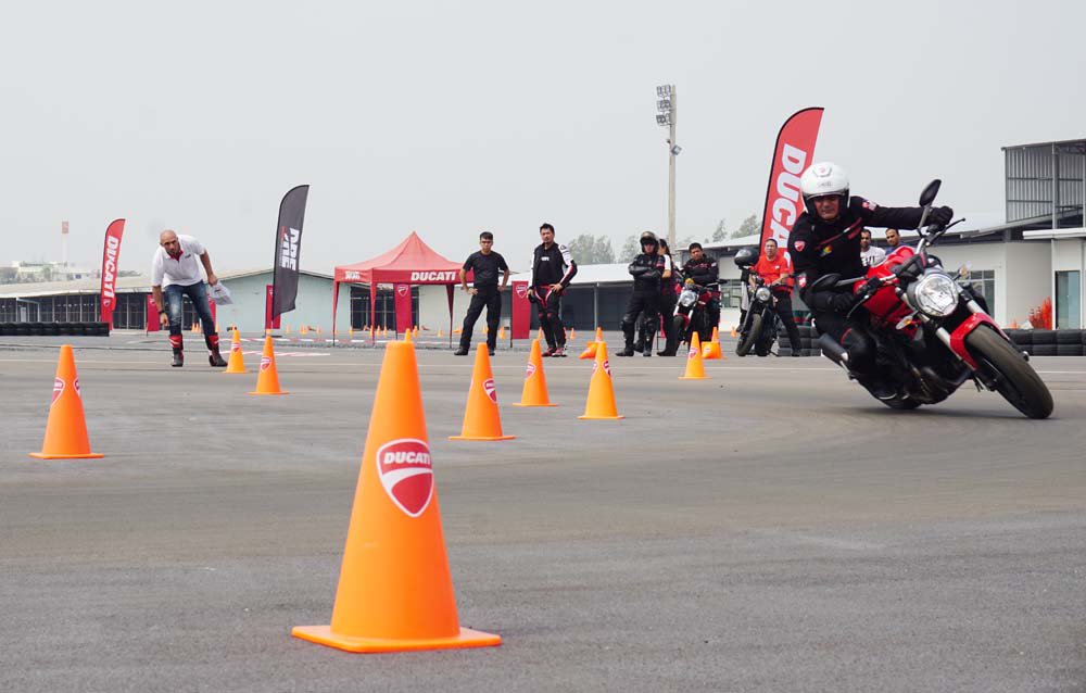 Ducati Asia tweet media