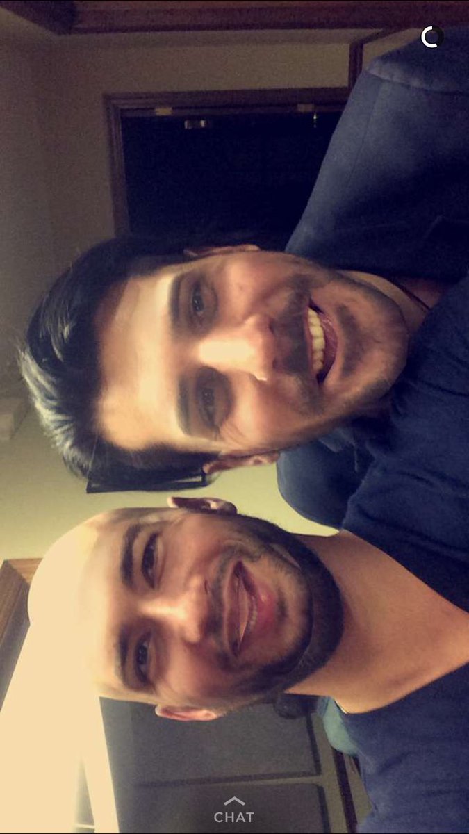 OfficialFallers's tweet image. Working hard or hardly working..? 😝💁🏻 lol @evantf4 @StevieTF4 @TheFallFour #Fallers