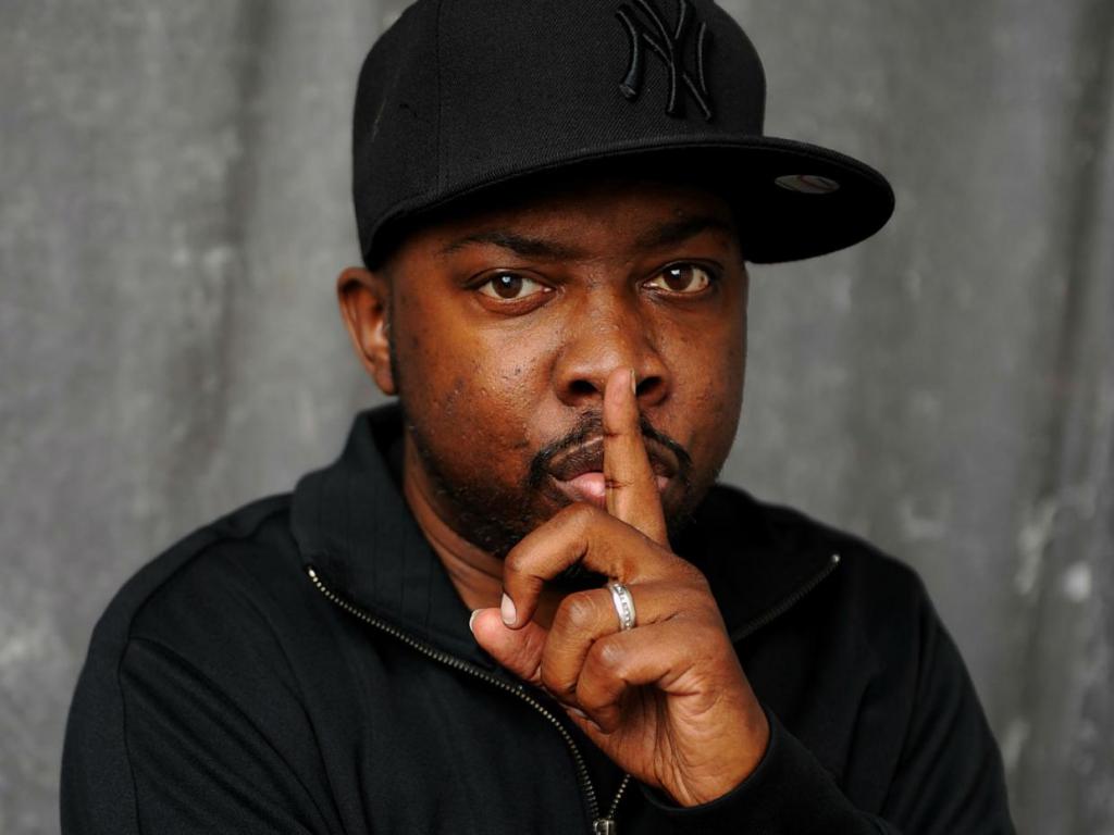 EssenceofInanna's tweet photo. The Secret of Phife Dawg’s Illness -RIP https://t.co/dRJhrTZlNA https://t.co/lcCDYUYFJH