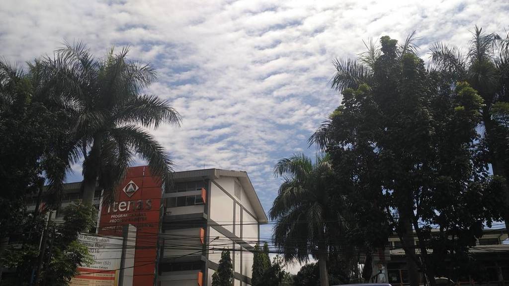 Foto sekitar Itenas. ift.tt/1Qo8nRC March 24, 2016 at 01:04PM