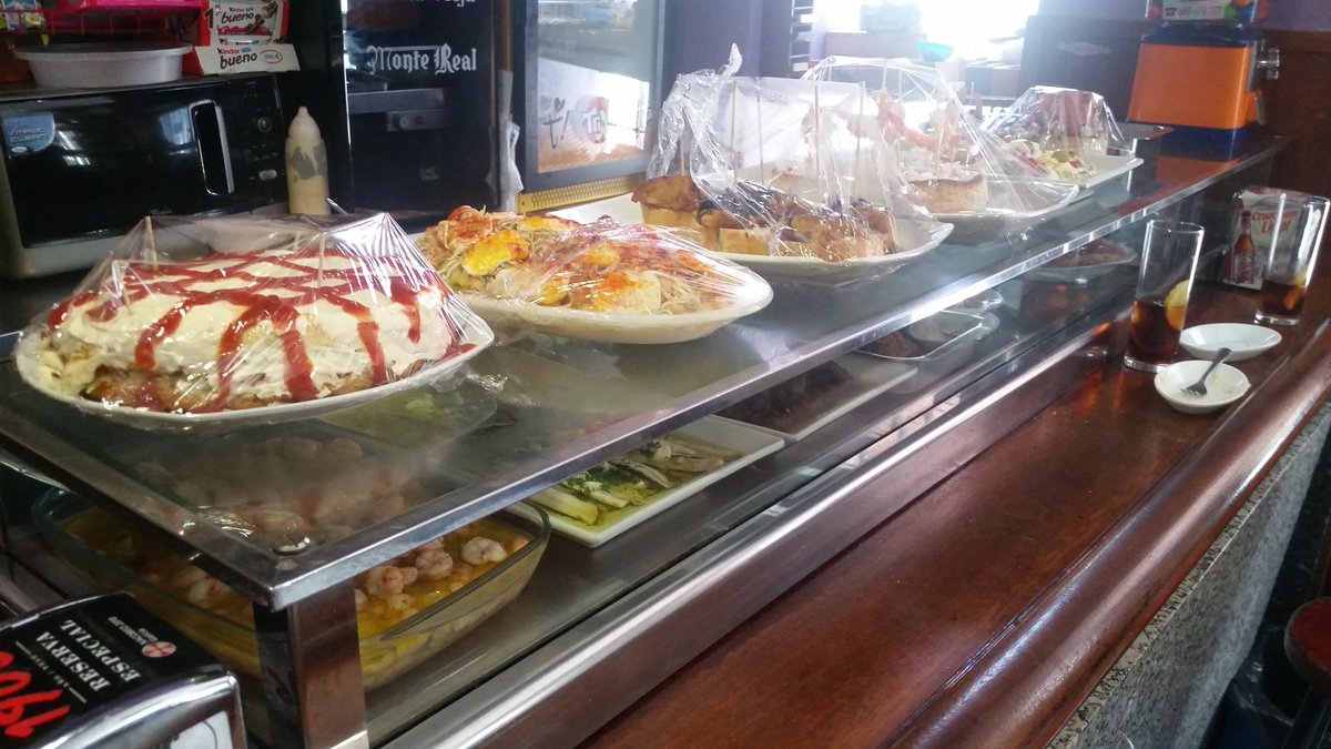 chuchiperez5's tweet photo. Nuestros pinchos.. https://t.co/xzyrh0ARsJ